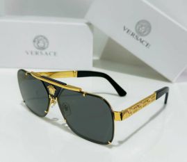 Picture of Versace Sunglasses _SKUfw55247670fw